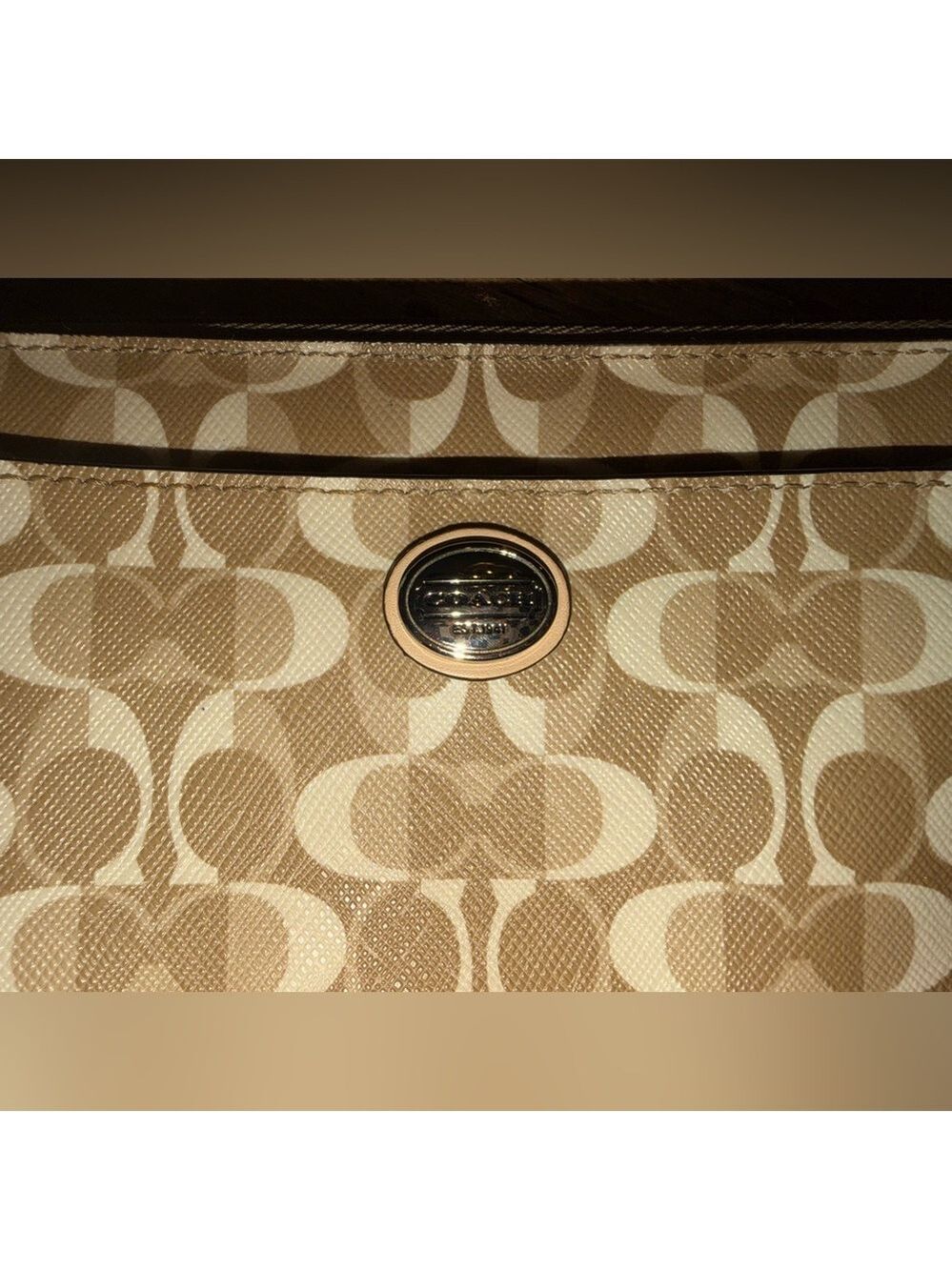 Coach Signature Peyton Dream C Go-Go Wristlet / Wallet - neutral colorway 🐚 - Picture 2 of 15